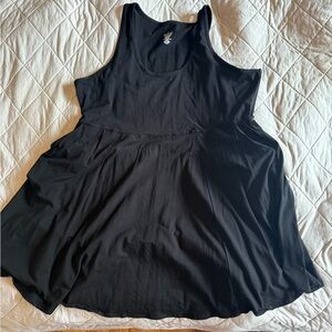 Worn once! Size 4 torrid skater style maxi dress with pockets! Soft & stretchy!